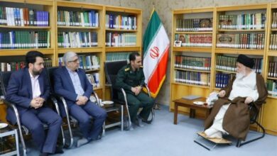 انتقاد آیتالله علمالهدی از وضعیت حملونقل هوایی و ریلی