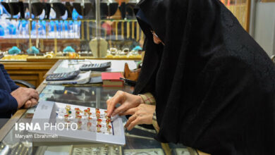 بازرسی و نمونهبرداری از طلاهای سطح بازار/ برخورد قانونی با فروشندگان طلای با عیار پایین