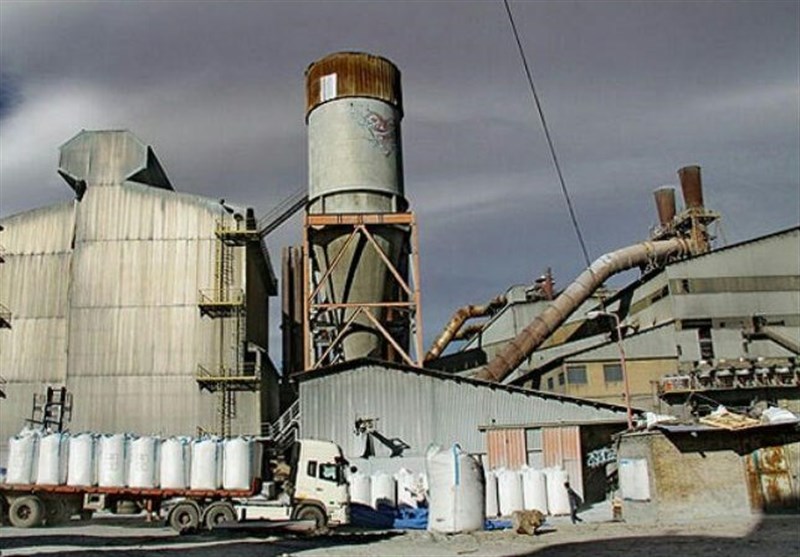 بازگشت بهکار 160 کارگر کارخانه فروآلیاژ در ازنا