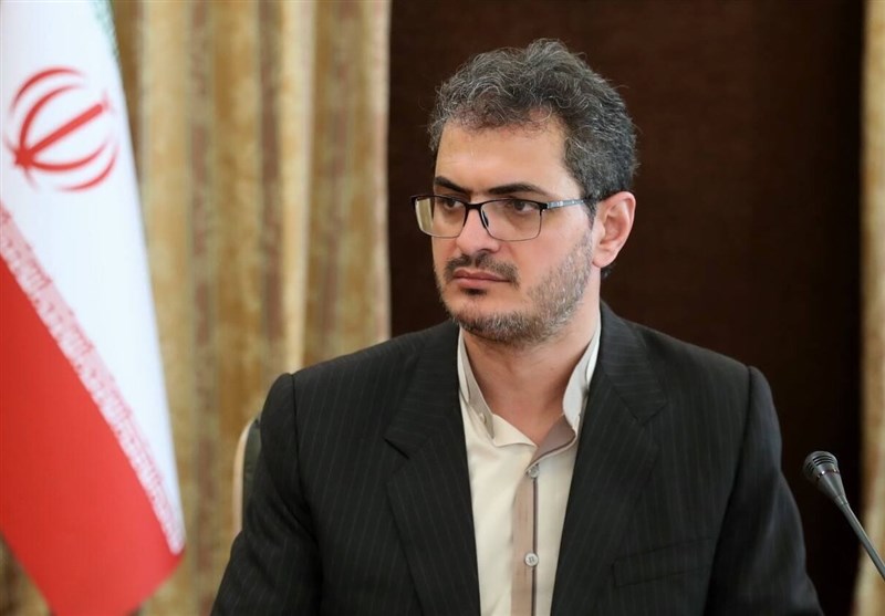 بسیاری از مشکلات اقتصادی ناشی از ضعفهای فرهنگی است