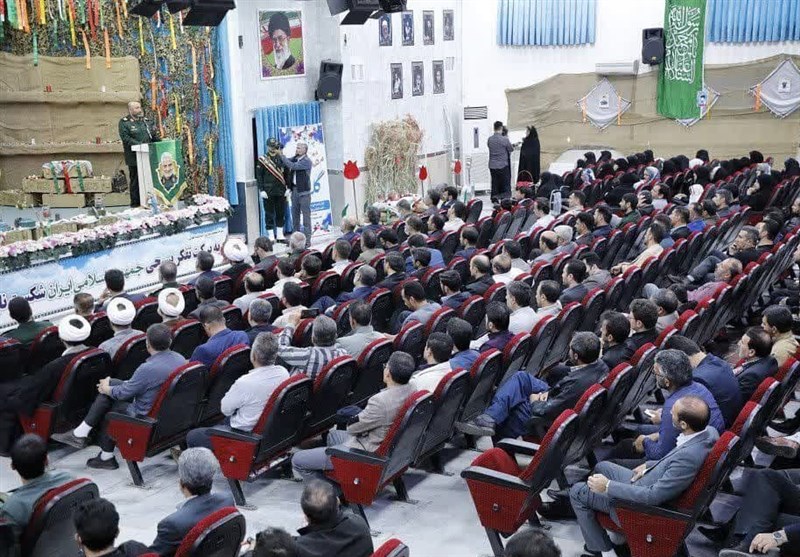 تجلیل از خانوادههای معظم شهدای سپاه استان کردستان + تصاویر