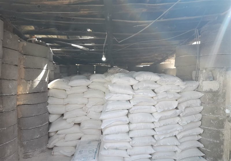 تخلف عرضه خارج از شبکه 66 کیسه آرد خبازی در بیرجند