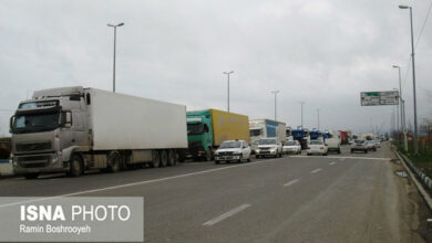 تردد کامیونها در گمرک مرزی آستارا به حالت عادی برگشت