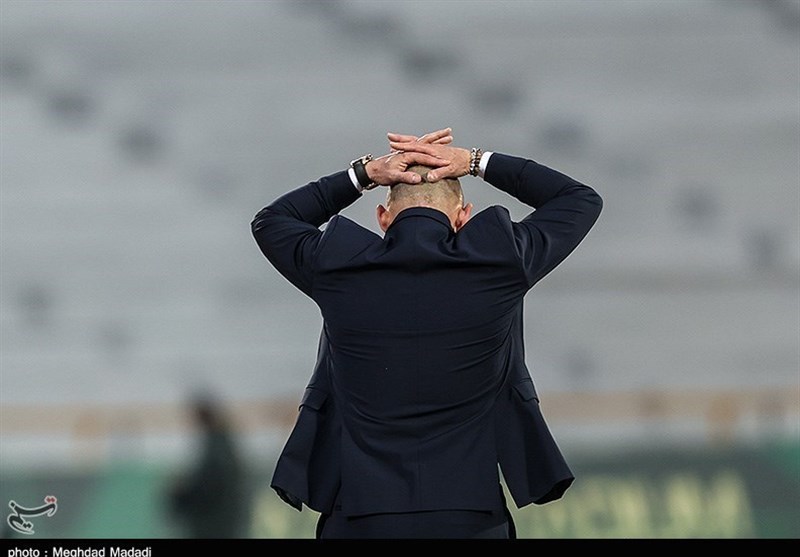 تشدید شعارها علیه بازیکنان و مدیریت تراکتور