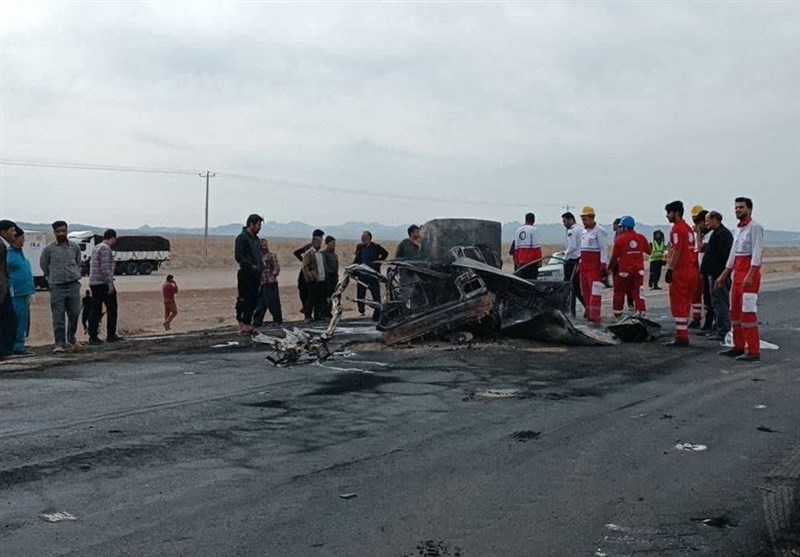 تصادف زنجیرهای در جاده سربیشه با 2 کشته + تصاویر