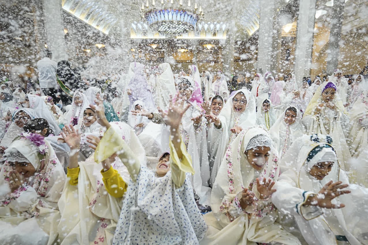 جشن بزرگ دختران روزهاولی در حرم مطهر حضرت شاهچراغ (ع)