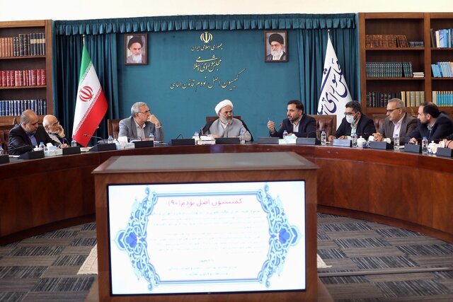 خضریان: پلتفرمهای دارویی طبق کد پیگیری نسخه الکترونیک اقدام میکنند
