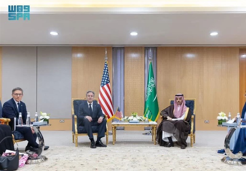 دیدار و گفتوگوی وزرای خارجه آمریکا و عربستان درباره غزه