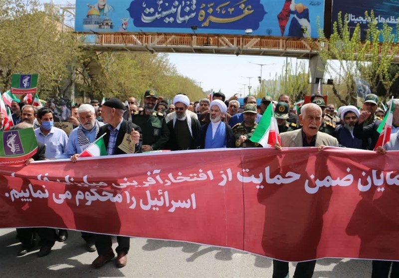 راهپمایی مردم در حمایت از عملیات وعده صادق برگزار شد
