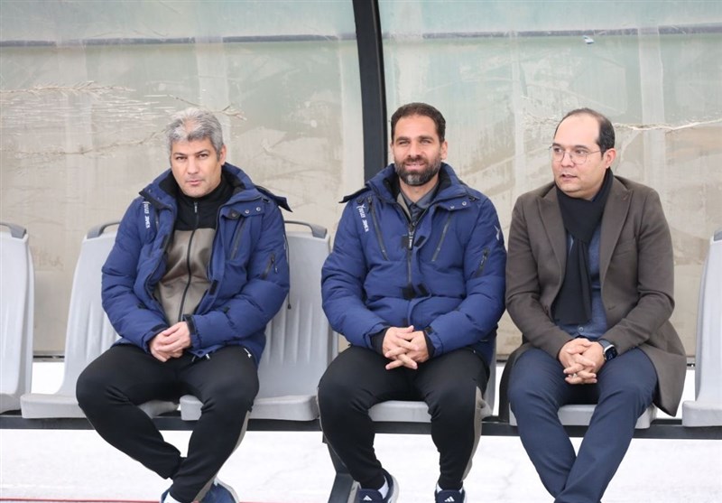 ربیعی استعفا داد