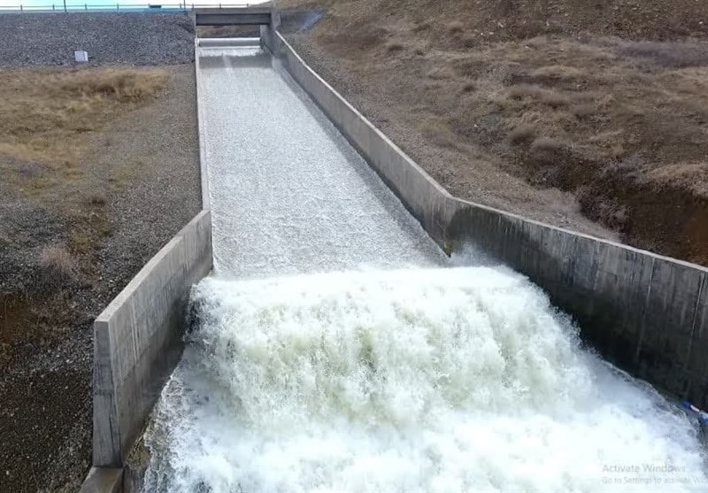 سد زیویه کامیاران پس از 6 سال سرریز کرد