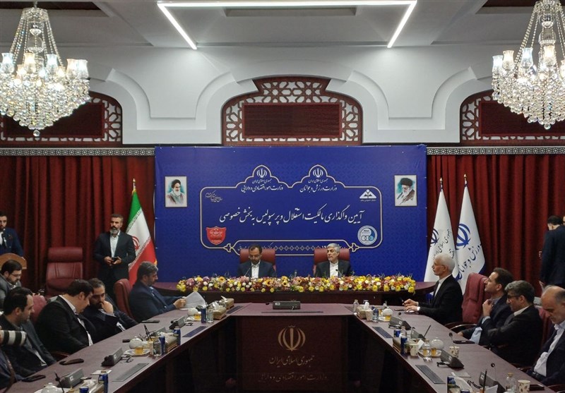 سرخآبیها رسماً واگذار شدند