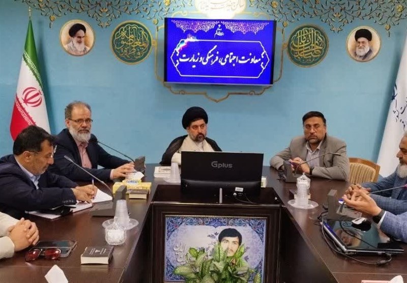 سند چشمانداز بلندمدت در حوزه گردشگری قم طراحی شود