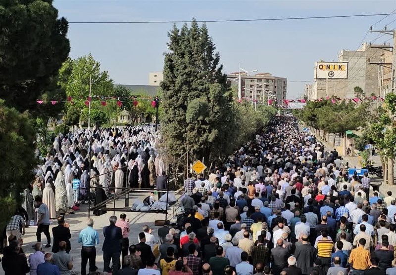 شکوه نماز عید فطر در شهرستانهای استان تهران + تصاویر