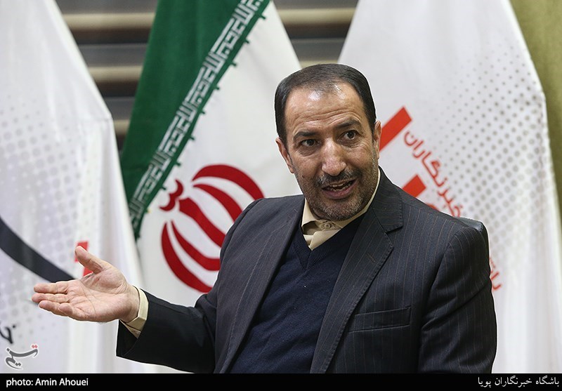 لزوم تغییر سیاستهای بانک مرکزی/ مداخله ارزی کافی نیست