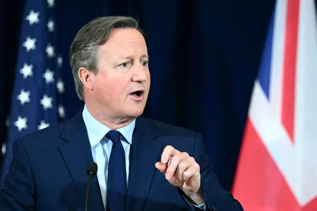 لفاظیهای وزیر خارجه انگلیس درباره ایران