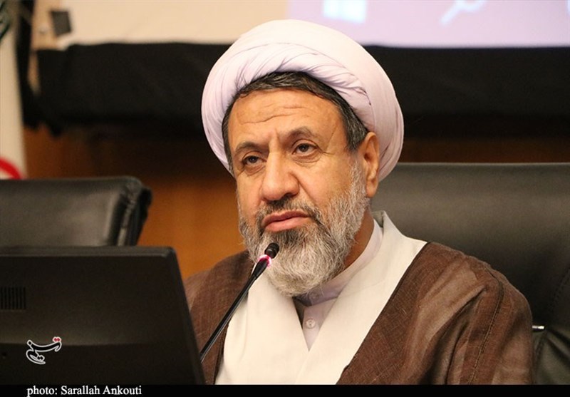 مدیران به مسائل شرعی و اخلاقی در دستگاه خود توجه داشته باشند