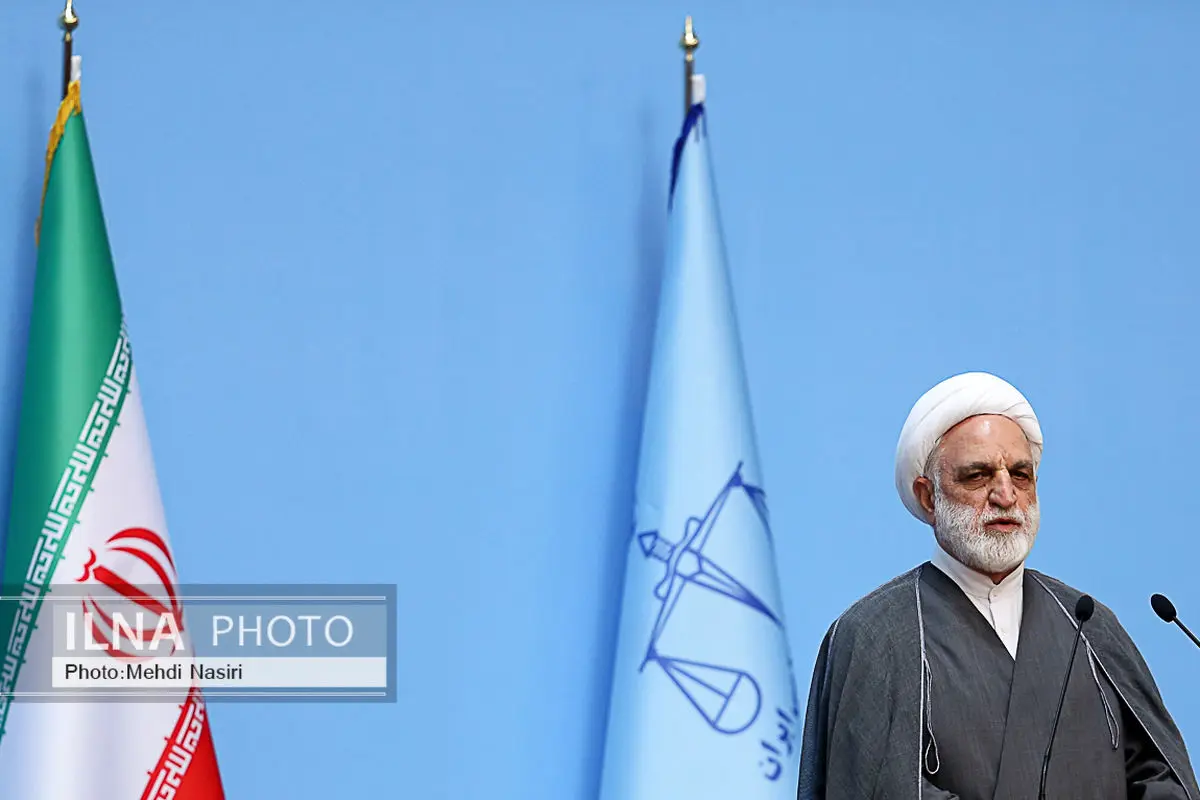 مراحل اجرایی سند تحول به سرعت در همه بخشهای قوه قضاییه پیادهسازی و عملیاتی شود