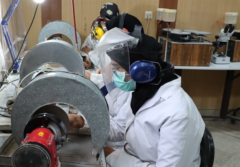 مهارتآموزی 1493 بانوی بیرجندی در مرکز آموزش فنی و حرفهای