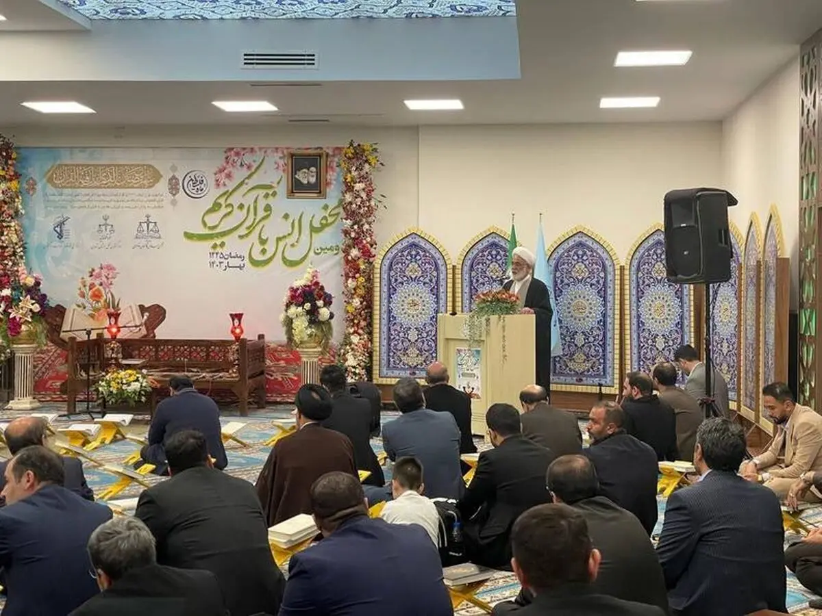 نظام جمهوری اسلامی، کشور را به مرحلهای از درخشندگی رسانده که بدیل آن را نمیتوانید پیدا کنید