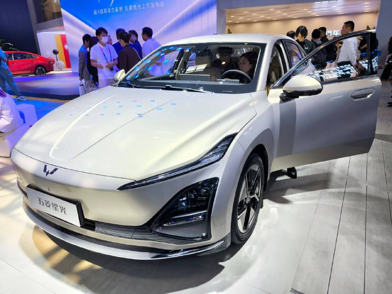 نمایشگاه بین المللی خودرو در پکن آغاز بهکار کرد+ تصویر