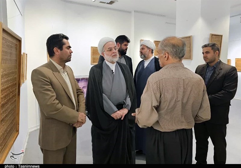 نماینده ولیفقیه در کردستان پای درددل استاد معرق نشست+تصاویر