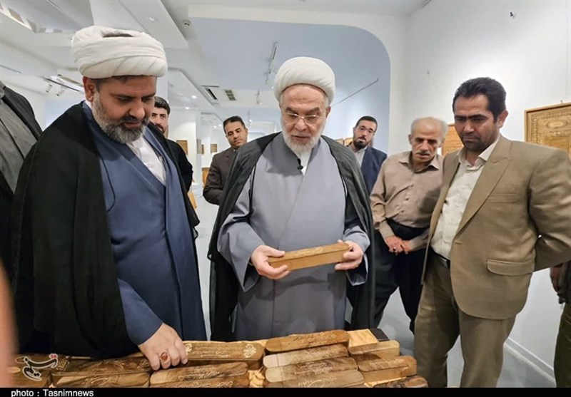 نماینده ولیفقیه در کردستان پای درددل استاد معرق نشست+تصاویر