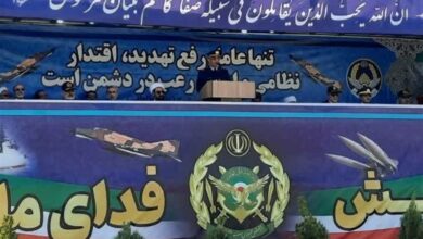 نیروهای مسلح تا آخرین نفسهای خود از انقلاب دفاع میکنند