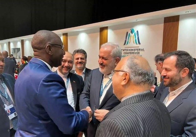 وزیر صمت: با وجود تحریم 153 میلیارد دلار تجارت خارجی داریم