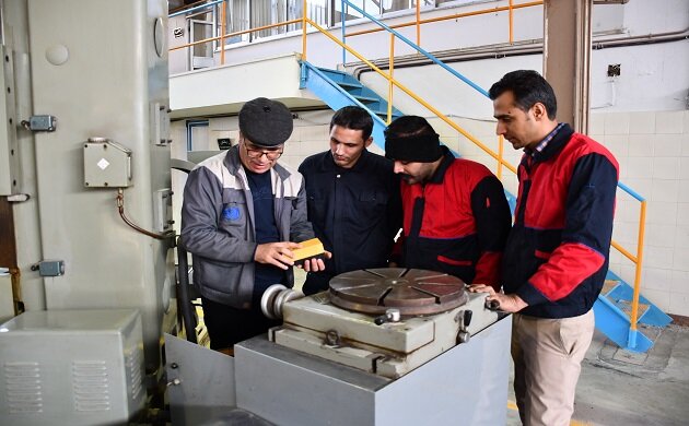 پرداخت تسهیلات به کارگاههای فنی و حرفهای/استخدام مربیان فنی و حرفهای حق التدریس