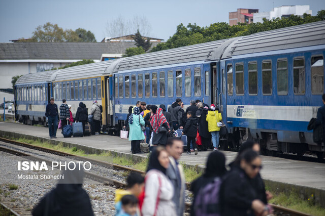 پیشفروش بلیت قطارهای اردیبهشت از فردا