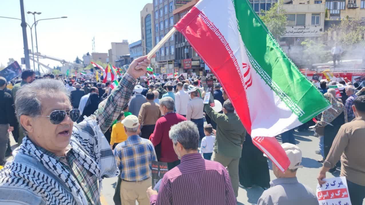 پیمان دوباره مردم شیراز با آرمانهای امام و شهداء + تصاویر