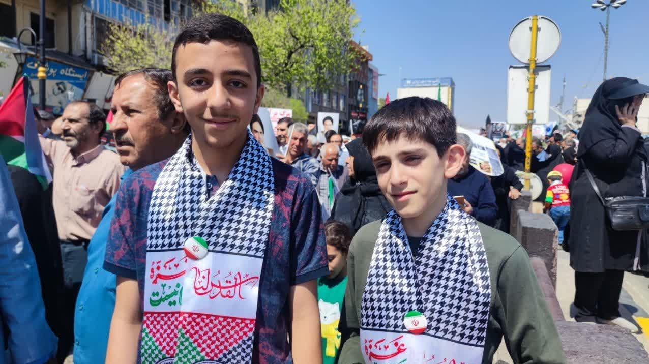 پیمان دوباره مردم شیراز با آرمانهای امام و شهداء + تصاویر