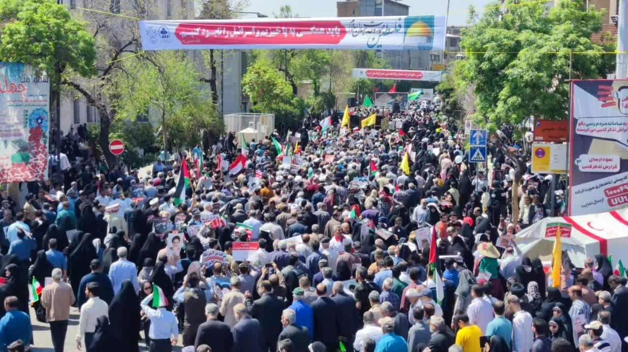 پیمان دوباره مردم شیراز با آرمانهای امام و شهداء + تصاویر