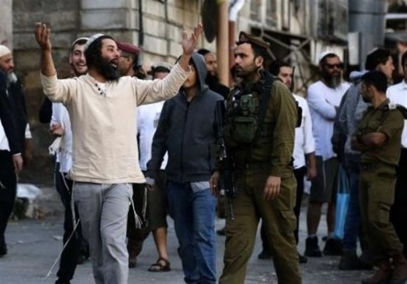 یورش صهیونیستها به خانههای فلسطینیان در کرانه باختری