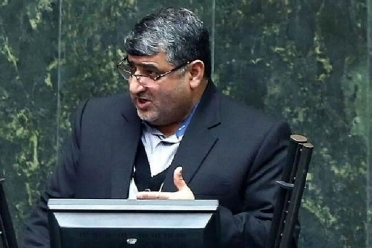 یکسری از دوستان برای رفع ایرادات لایحه عفاف و حجاب به شورای نگهبان رفتهاند