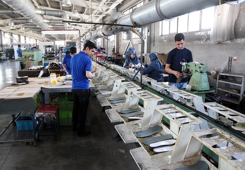 50 درصد کارگاه ها قرارداد تک نسخه دارند