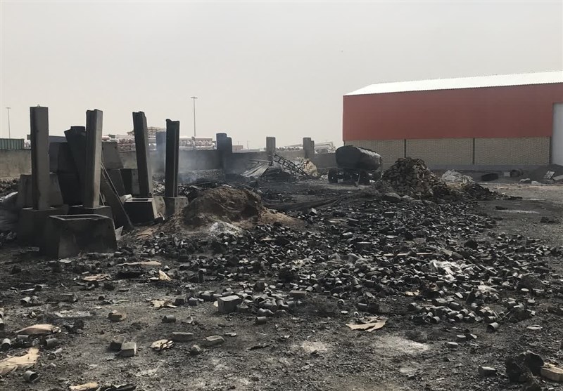 آتشسوزی در انبار ضایعات منطقه ویژه اقتصادی خراسان جنوبی