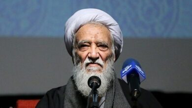 آیتالله موحدی کرمانی: مسیر خدمتگزاران صادق ادامه خواهد داشت