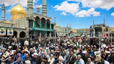 استقبال باشکوه از رئیس جمهور در حرم حضرت معصومه(س)+ تصاویر