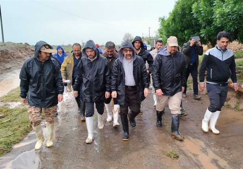 امداد و اسکان سیلزدگان در فریمان ادامه دارد+عکس