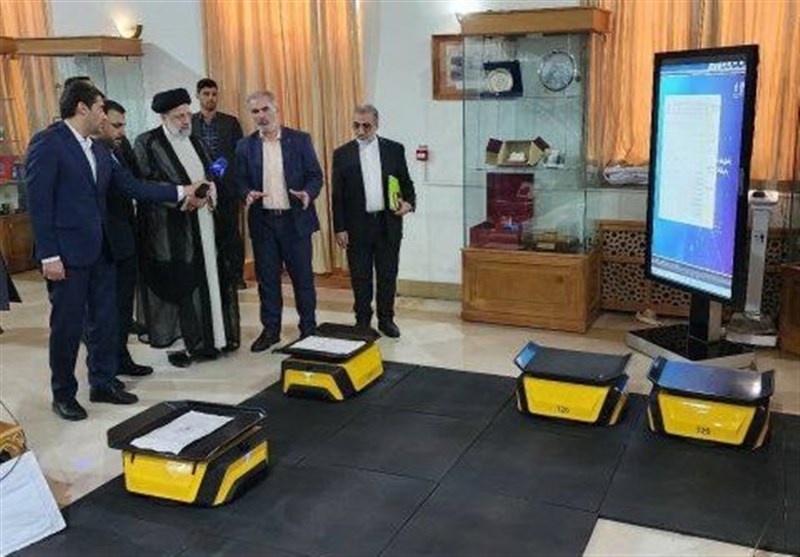 بازدید رئیسی از وزارت ارتباطات/افتتاح 7 پروژه زیرساختی