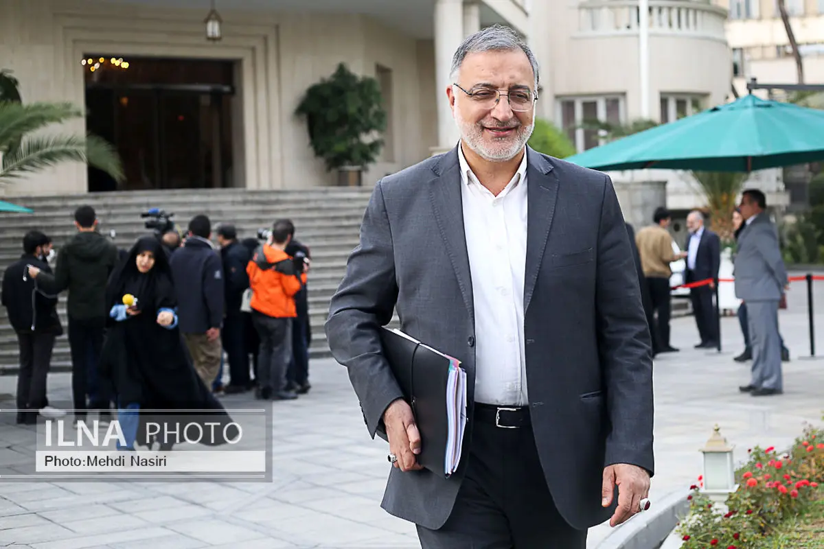 برخی نمیخواهند مردم سود کنند