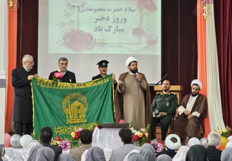 برگزاری جشنهای کریمانه دهه کرامت در کرمانشاه+ تصویر