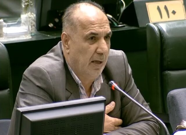 بیاتی: نام آیتالله رئیسی در تاریخ انقلاب به یادگار خواهد ماند