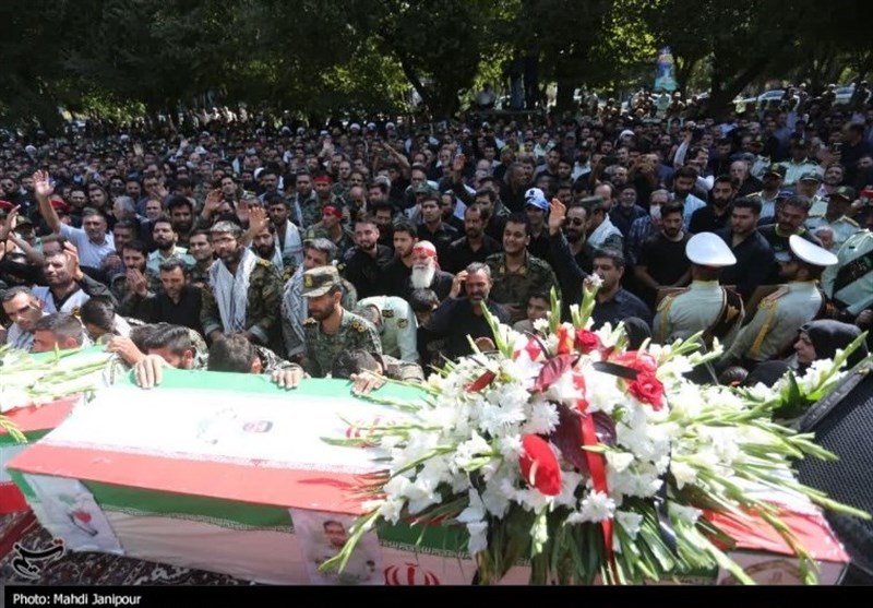 تشییع پیکر شهید مرزبان "جلال اعتماد" در بانه+فیلم