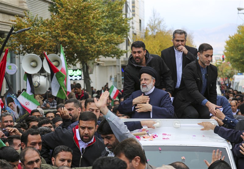 تصاویری از استقبال بینظیر شهرکردیها از آیتالله رئیسی