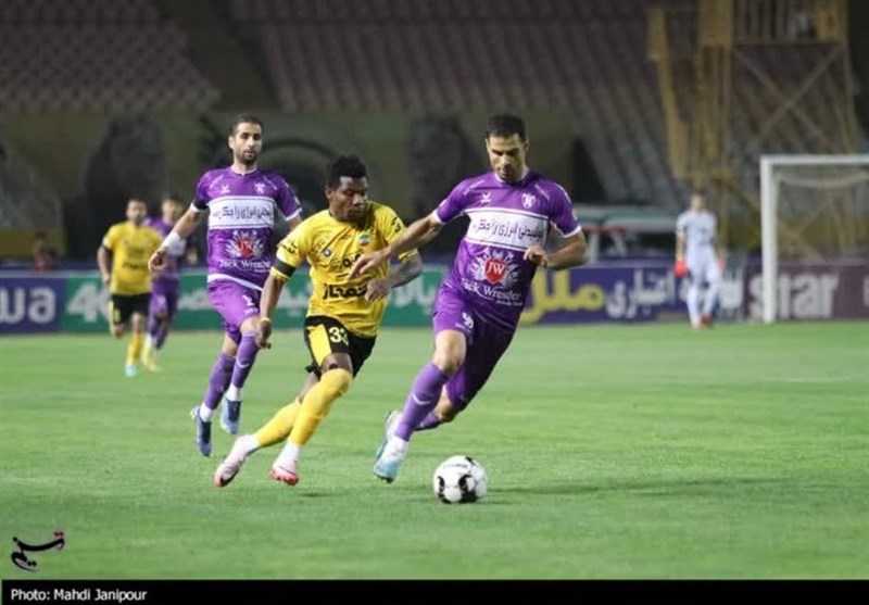 تغییر روش فوتبالی سپاهان از هجومی به نتیجهگرا+ تصویر