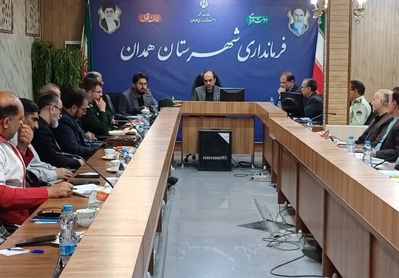 تفکر خدمت بیمنت و خالصانه در مسئولان ماندگار شود