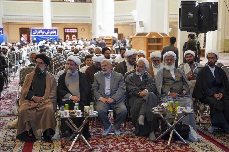 جایزه "علوم انسانی اسلامی محیالدین" به آیت الله رشاد رسید